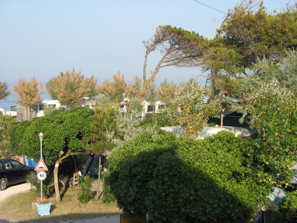 Camping La Pineta Porto Recanati Extérieur photo